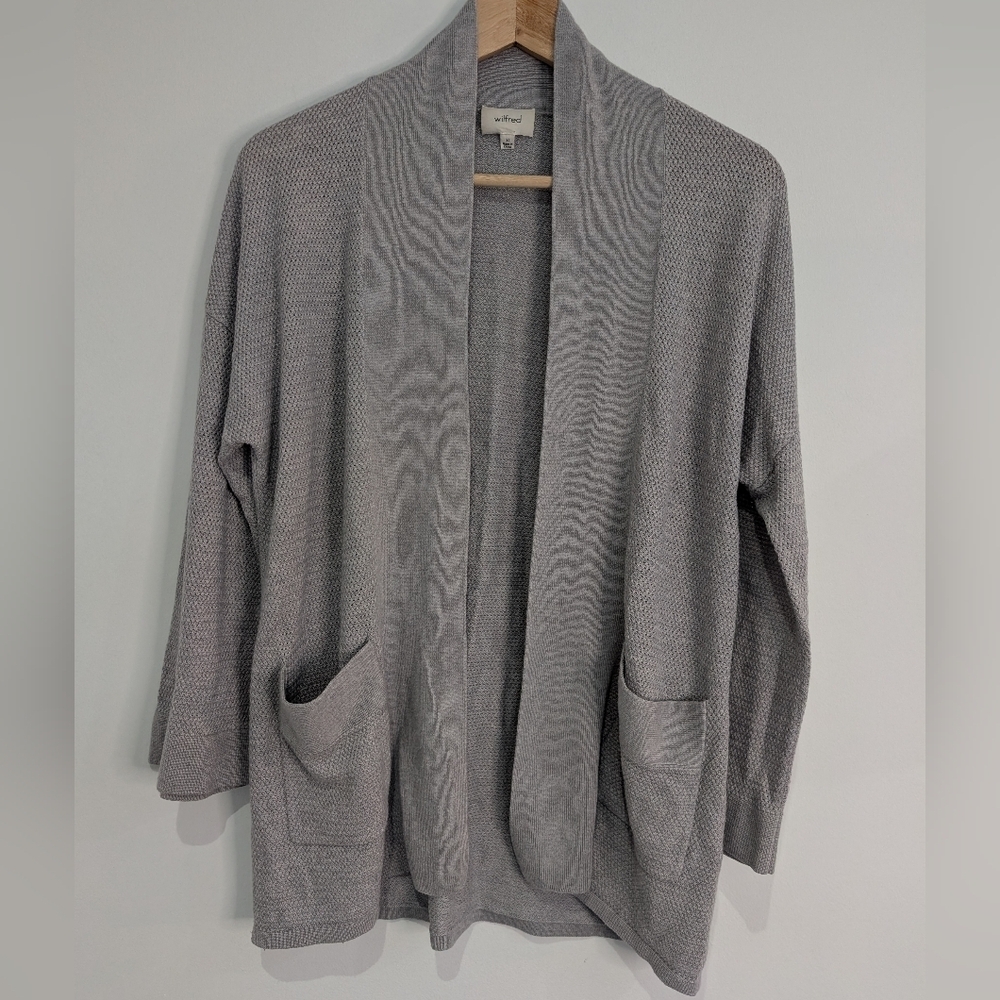ARITZIA Wilfred Gray light weight Cashmere Blend Cardigan Sweater XS - Picture 2 of 9